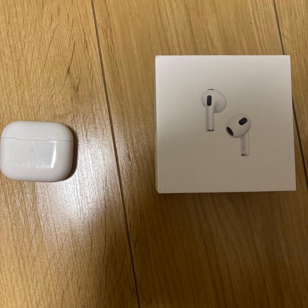 Apple AirPods (第3世代) ワイヤレスイヤホン