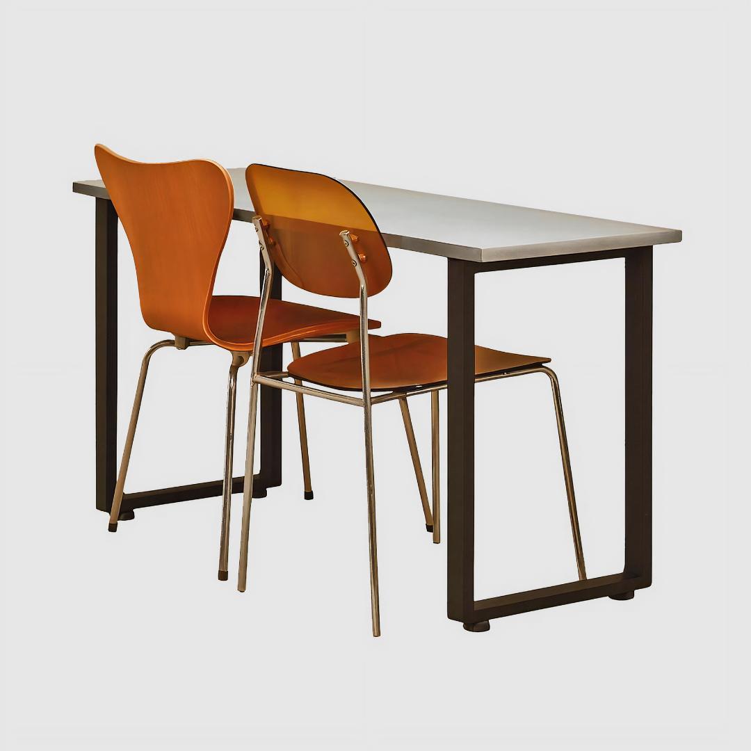 カウンターデスク｜横幅140cm｜ライトグレー｜薄塗りモルタル｜四角脚