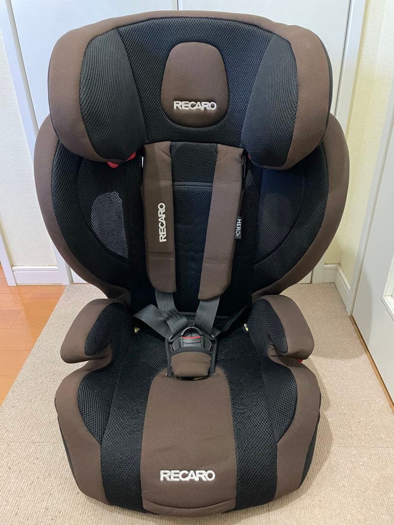 限定値下げ！RECARO ジュニアシート　スタートj1ブラウン／ブラック