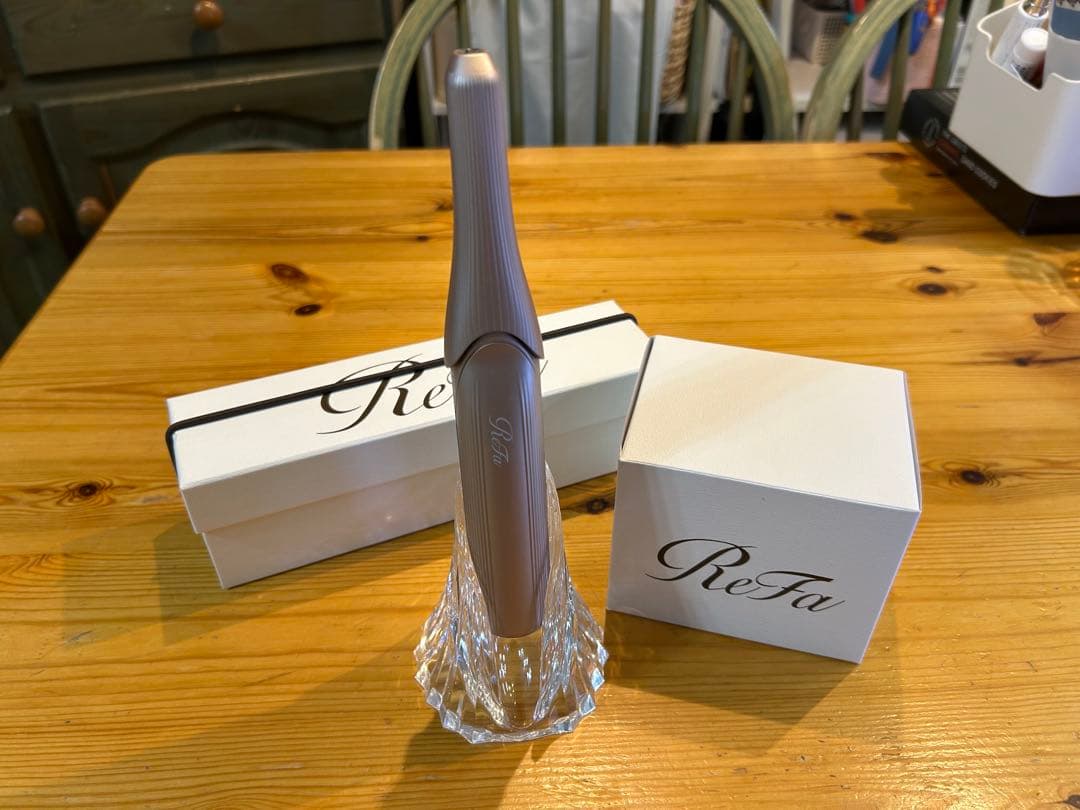 ReFa FINGER IRON ST 6 ジャパンゴールド　スタンド付