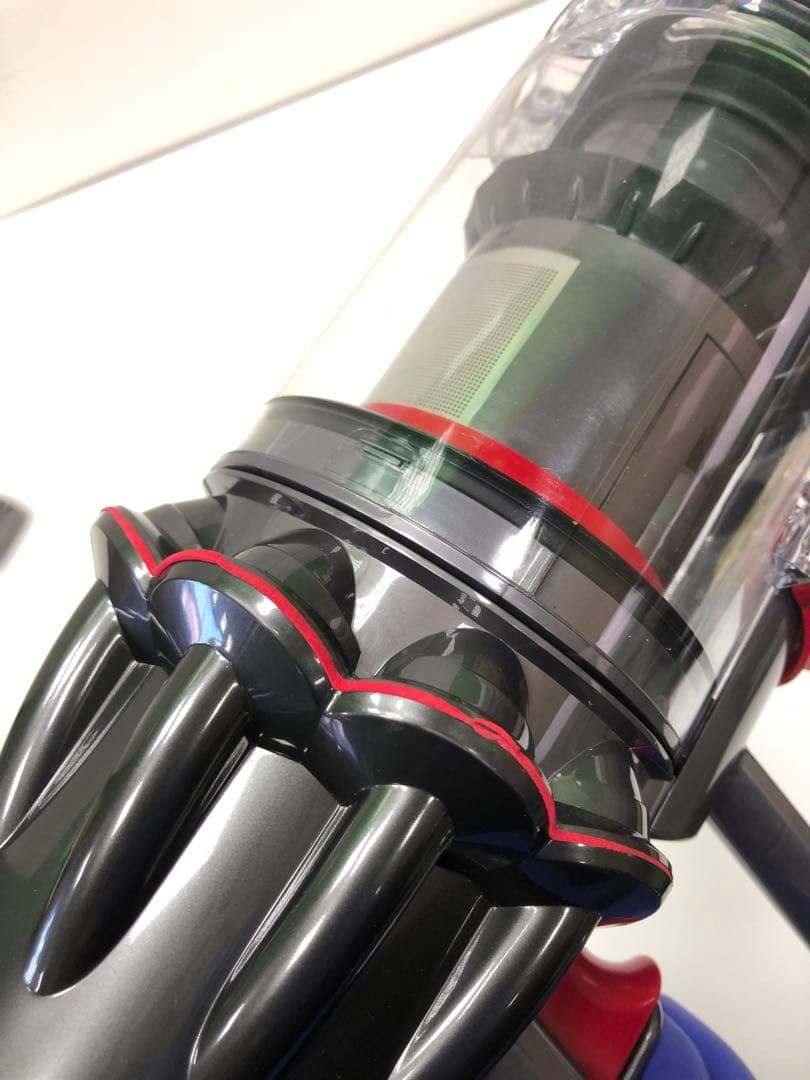 アウトレット品　Dyson SV18 FF ハンディクリーナー サイクロン 軽量