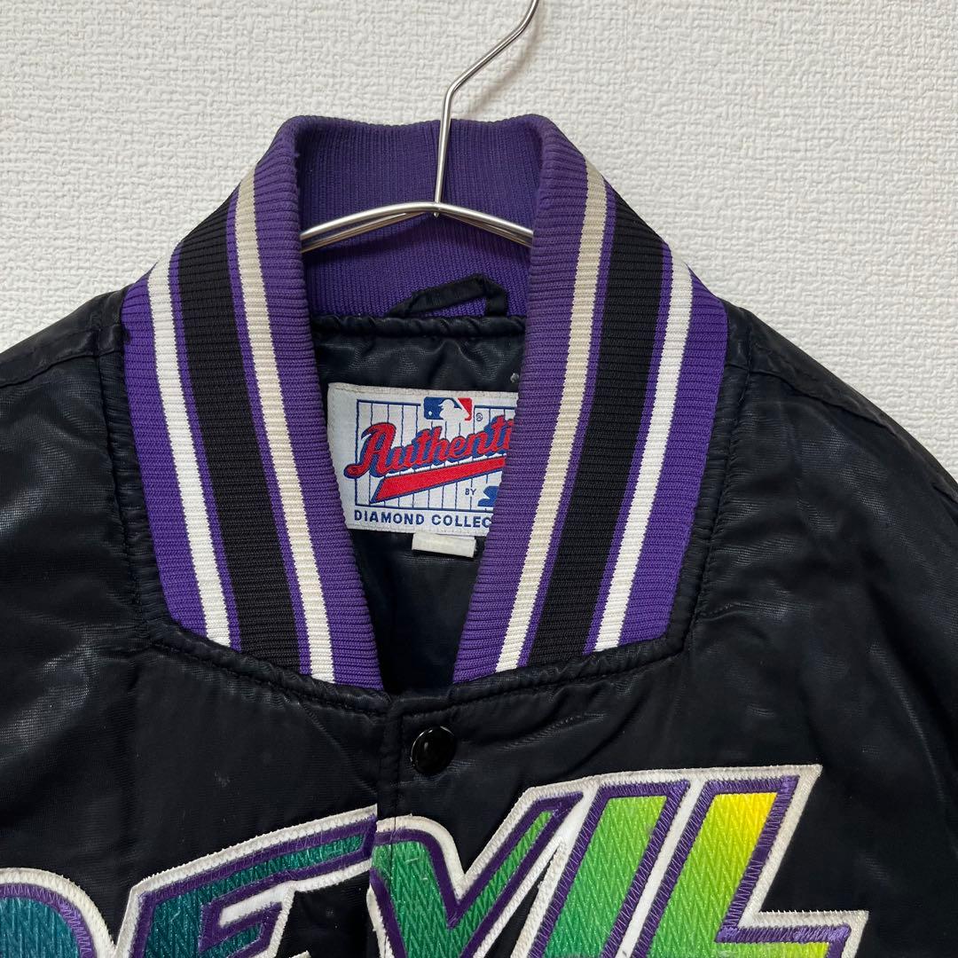 カ*ー様 Authentic DEVI RAYS スタジャン スターター コレア