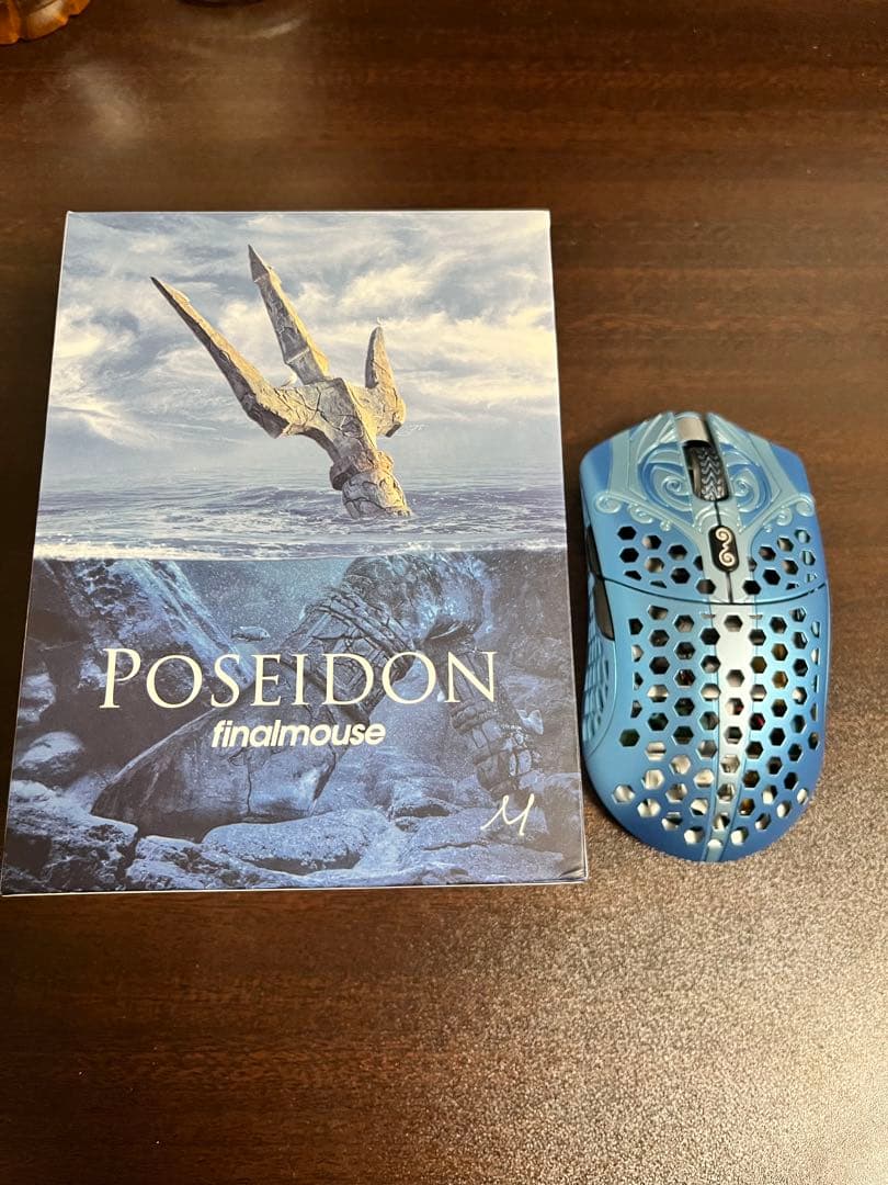 Finalmouse Starlight 12 Poseidon Mサイズ
