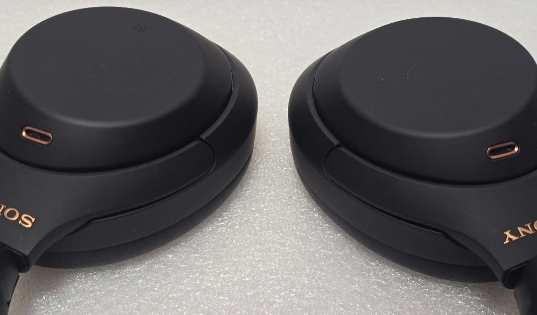 ワイヤレスヘッドホン WH-1000XM4