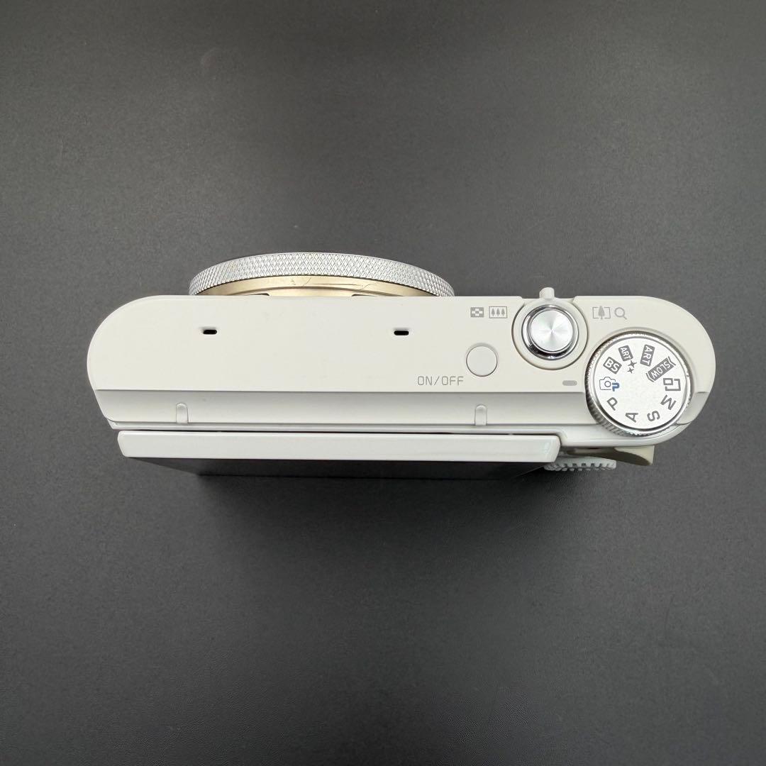 CASIO EXILIM EX-ZR4100 ホワイト Wi-Fi対応モデル