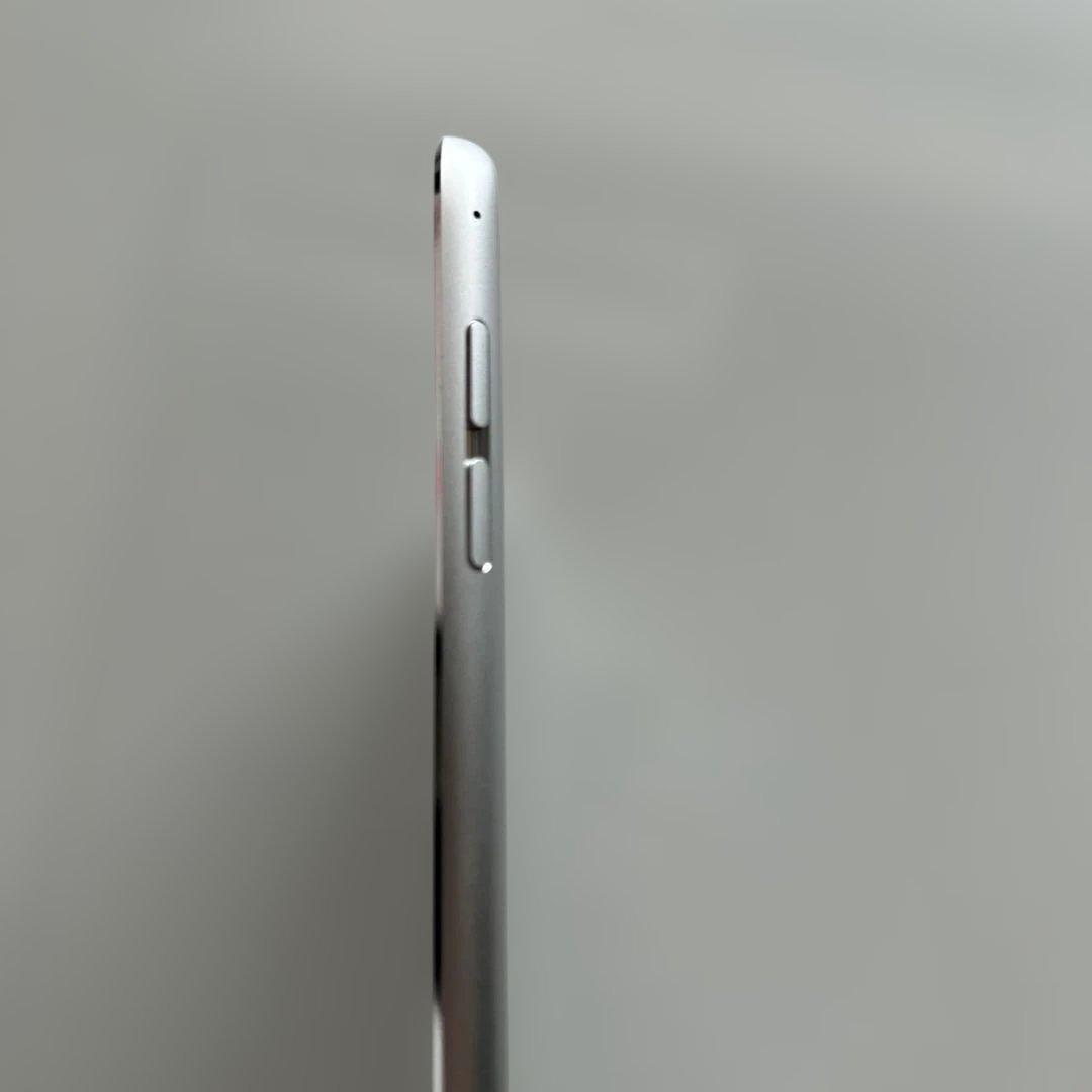 【美品】iPad Air2 Wi-Fi 64GB シルバー