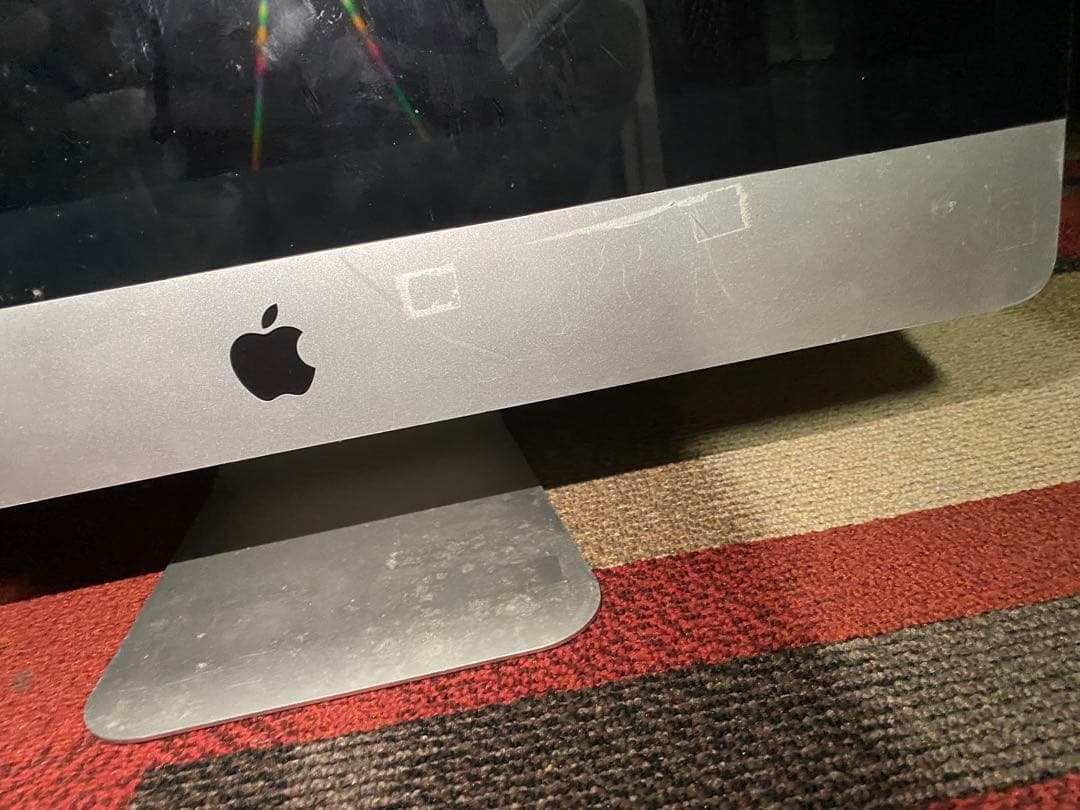 ④ iMac 21.5インチ　Mid 2011 ジャンク品