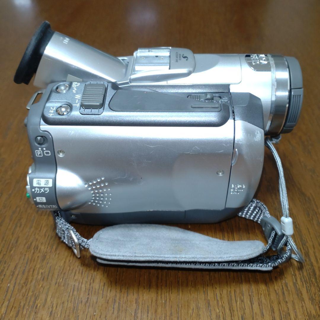 キャノン FV M100 MiniDVと付属品