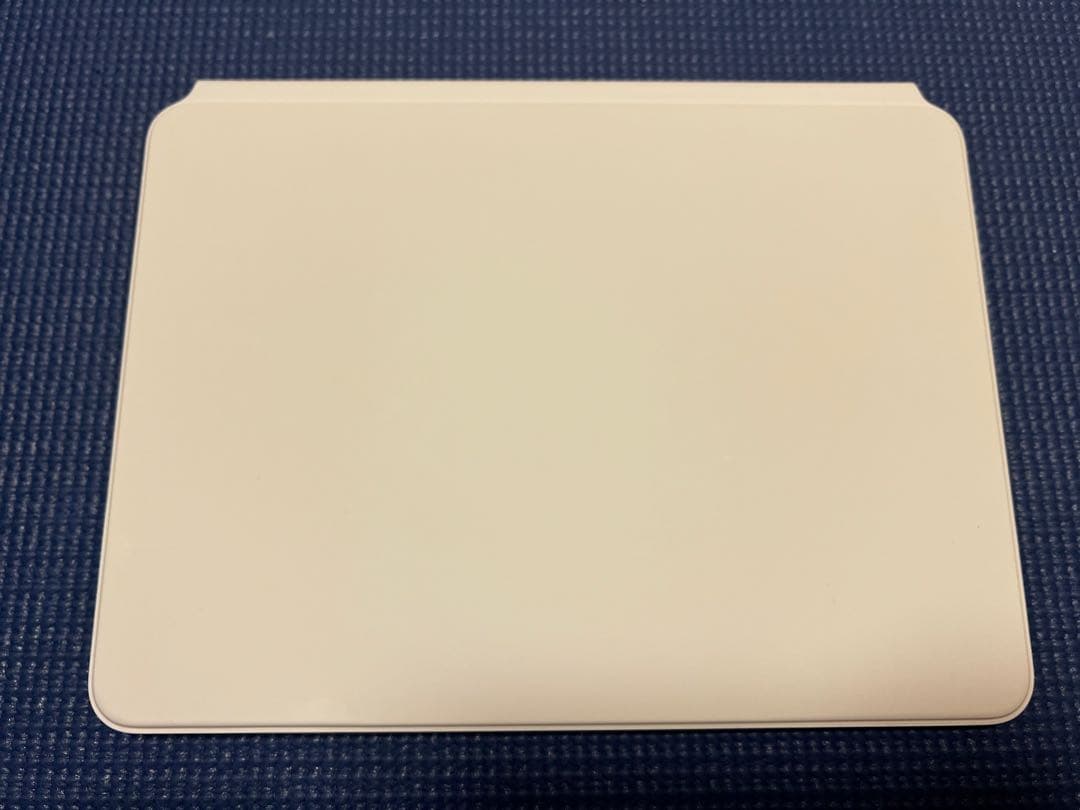 Magic Keyboard 11インチ ホワイト MJQJ3J/A