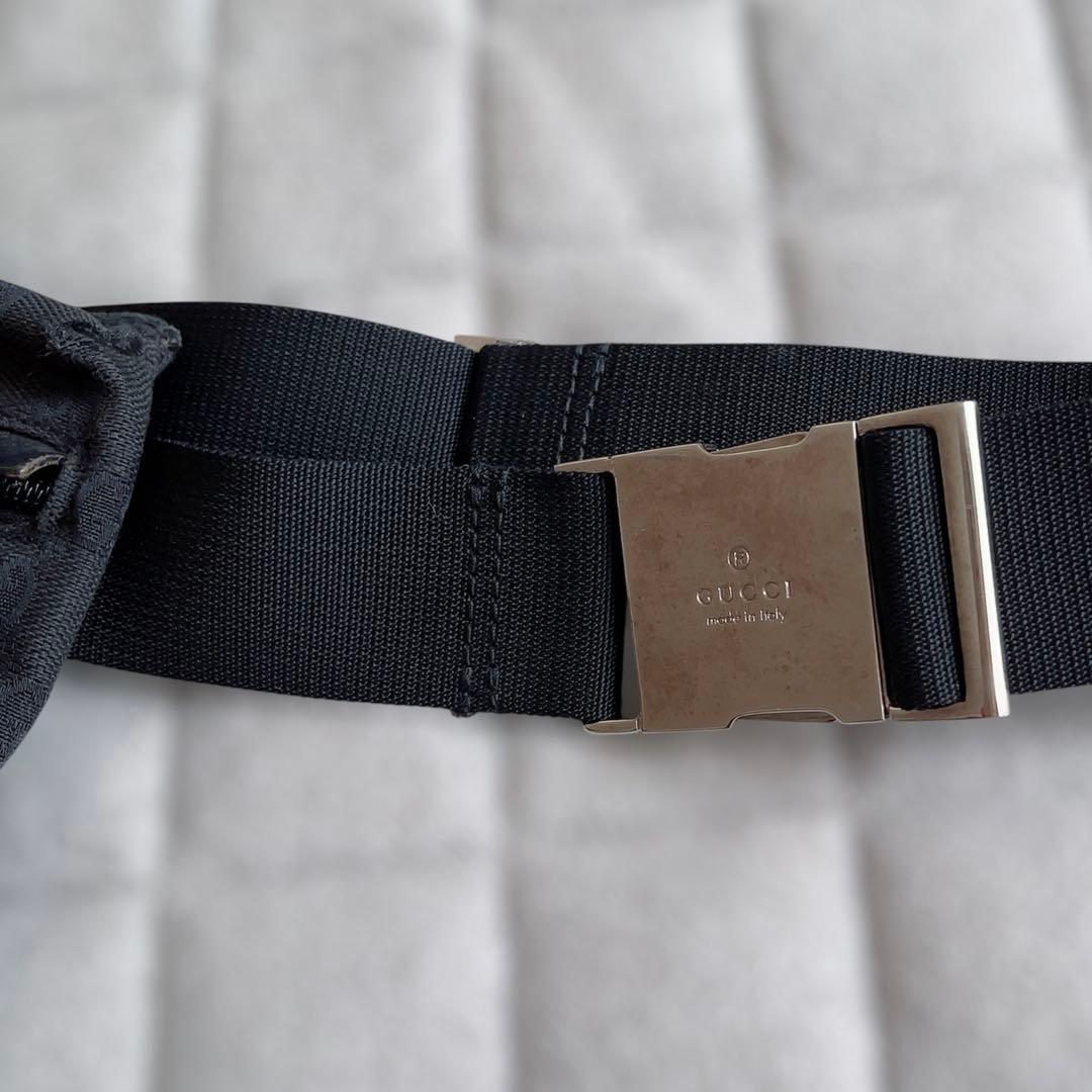 【大人気】グッチGUCCI GG柄ボディバッグ 斜めがけショルダーバッグ 黒
