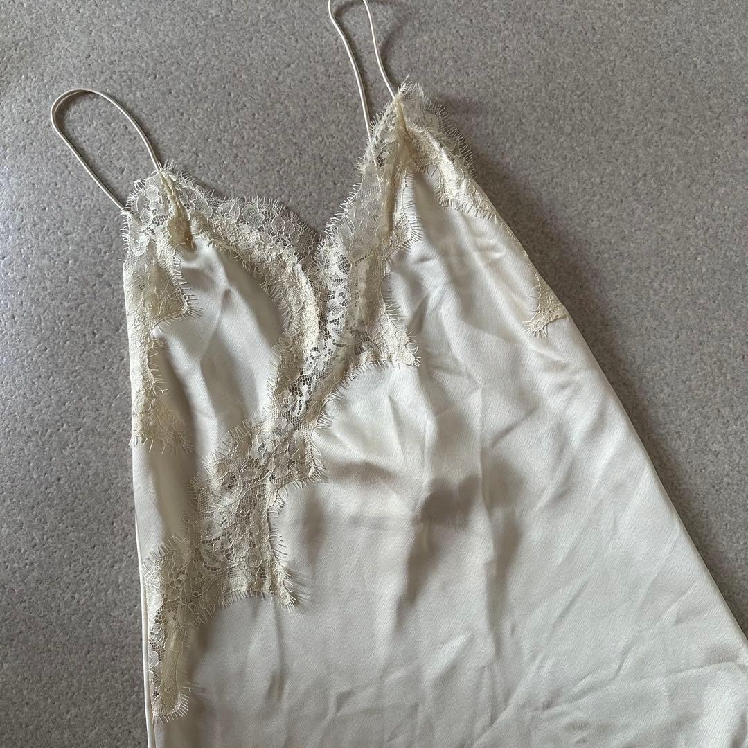 ZARA アシンメトリーレースワンピース　Mサイズ