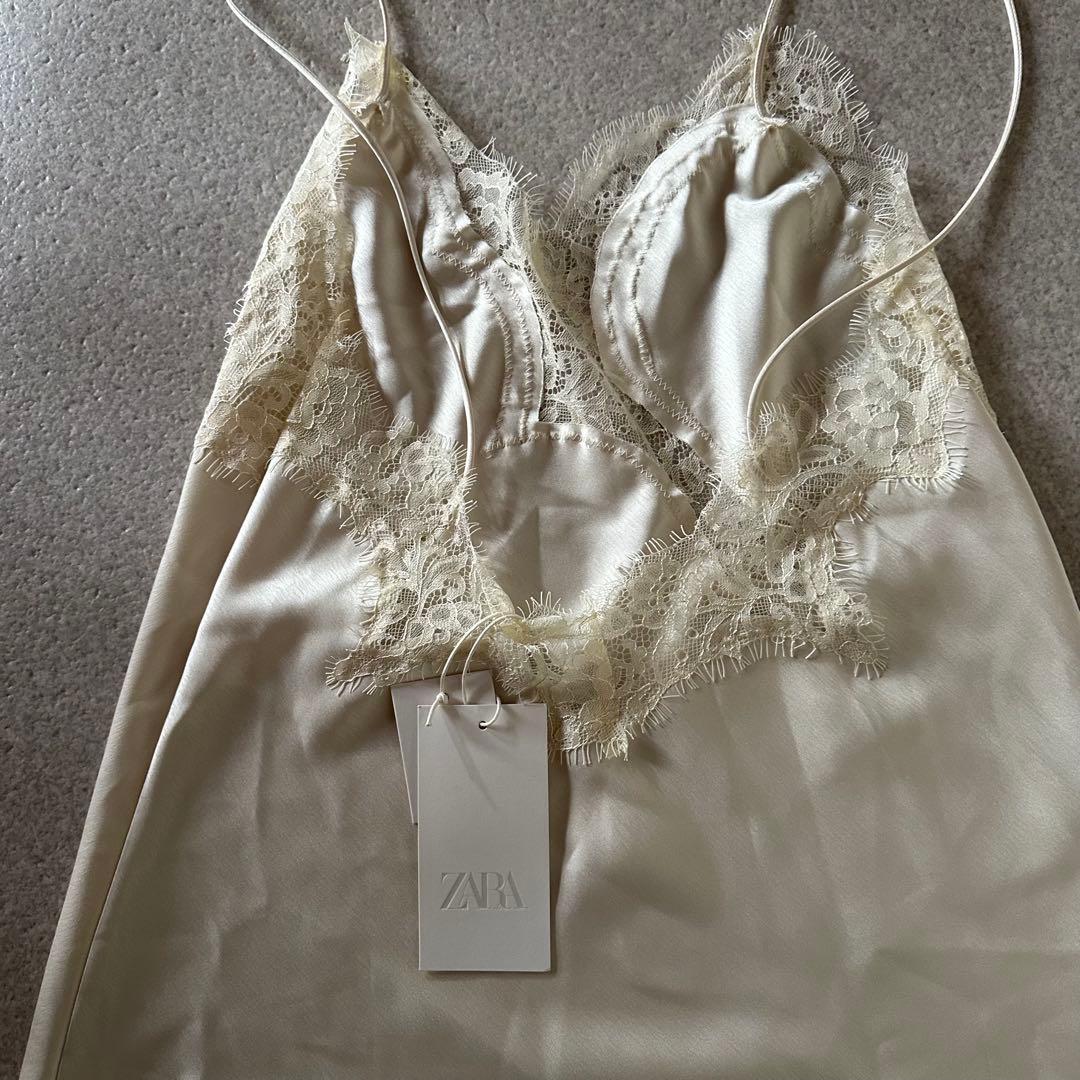 ZARA アシンメトリーレースワンピース　Mサイズ