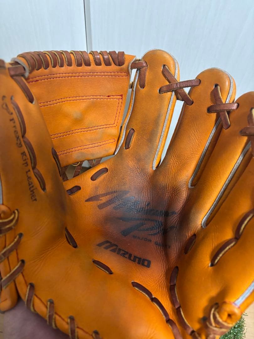 特別仕様　硬式用　仁志モデル　ミズノプロ 内野手　型押しレザー　薬指リング