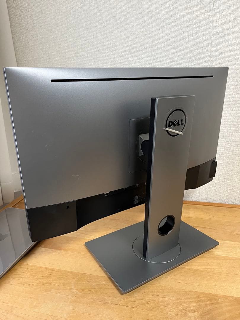 2K IPS WQHD 25インチ　Dell UP2516D