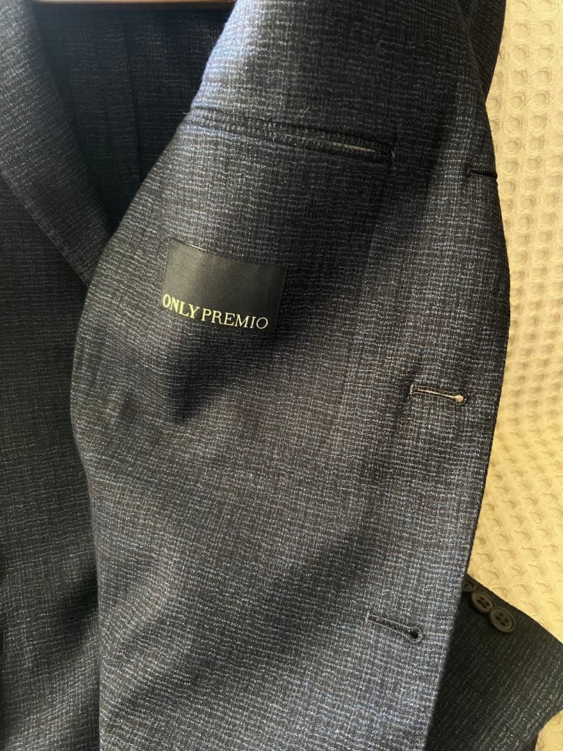 オンリープレミオ ダークブルー ビジネススーツ値下げ❗️
