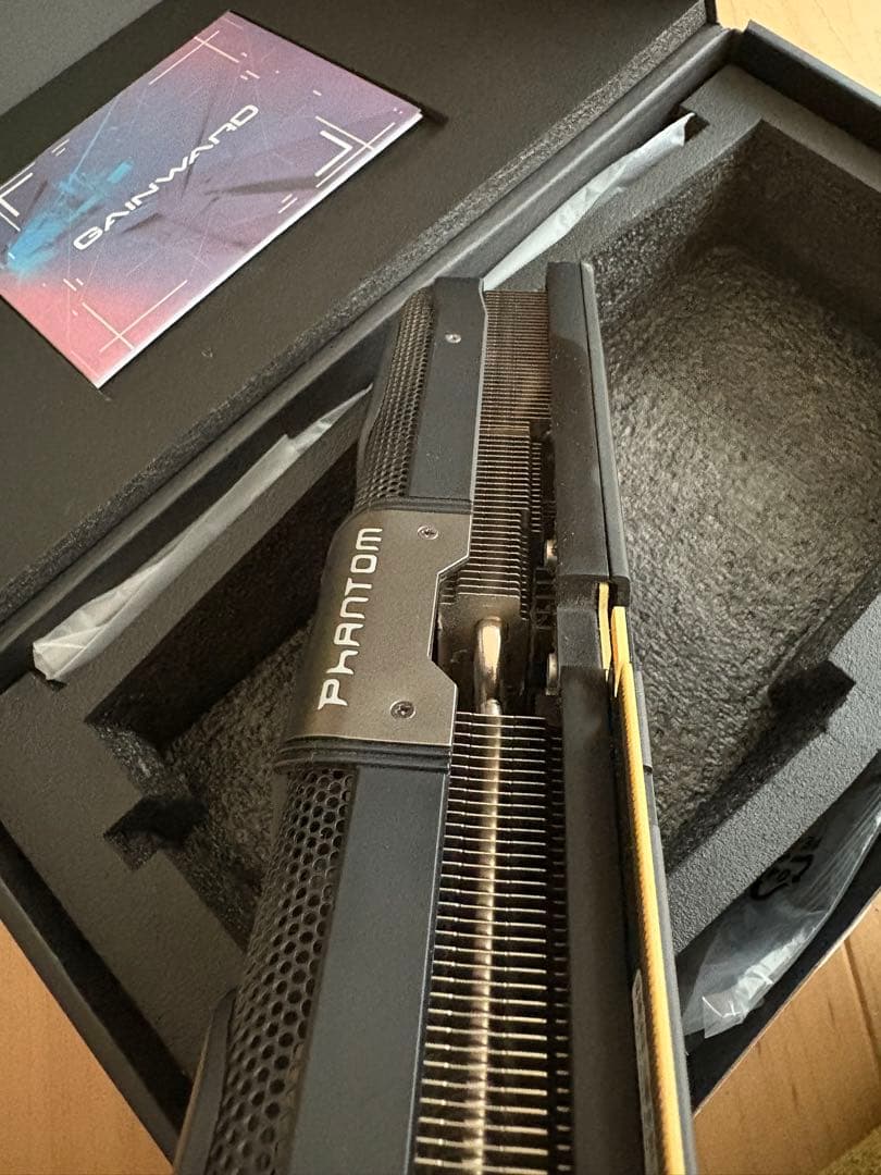 グラフィックボード・グラボ・ビデオカード NED309T019SB-1022M-G GeForce RTX 3090