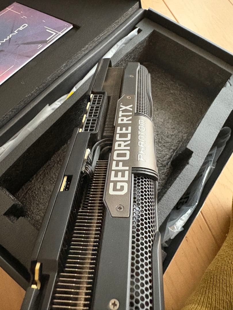 グラフィックボード・グラボ・ビデオカード NED309T019SB-1022M-G GeForce RTX 3090