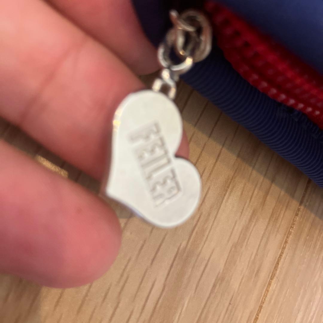 レア！！！！　FEILER イチゴ柄 母子手帳カバー　マルチケース