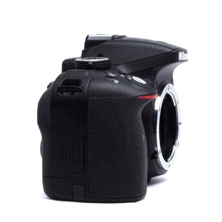 ★ショット数、外観新品級★Wi-Fi搭載★自撮り可能★Nikon D5300★