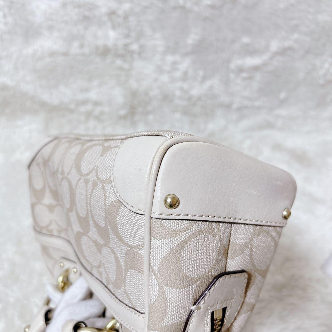 COACH コーチ　ヘリテージ ストライプ スモール ドームド ハンドバッグ