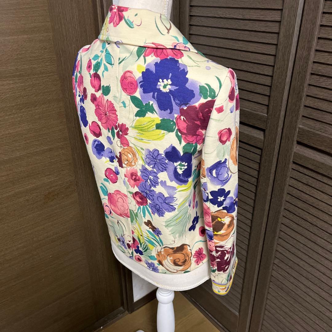 美品　LEONARDレオナール　ジャケット フラワー　花