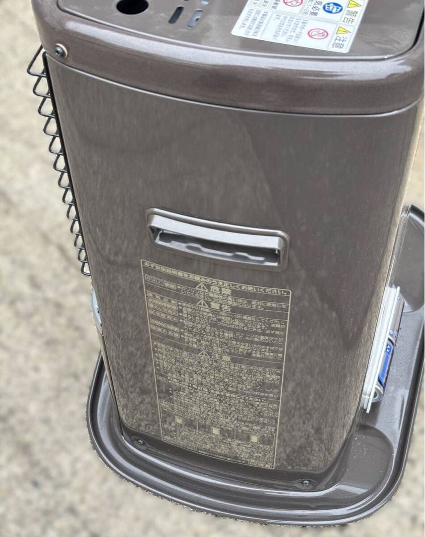 送料無料　2022年製　コロナ　石油ストーブ