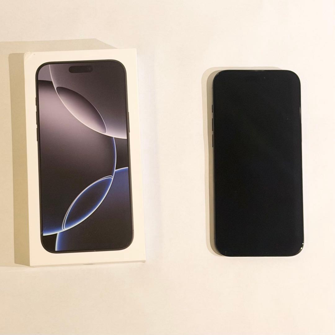 Apple iPhone 16 Pro MAX 512GB バッテリー100%