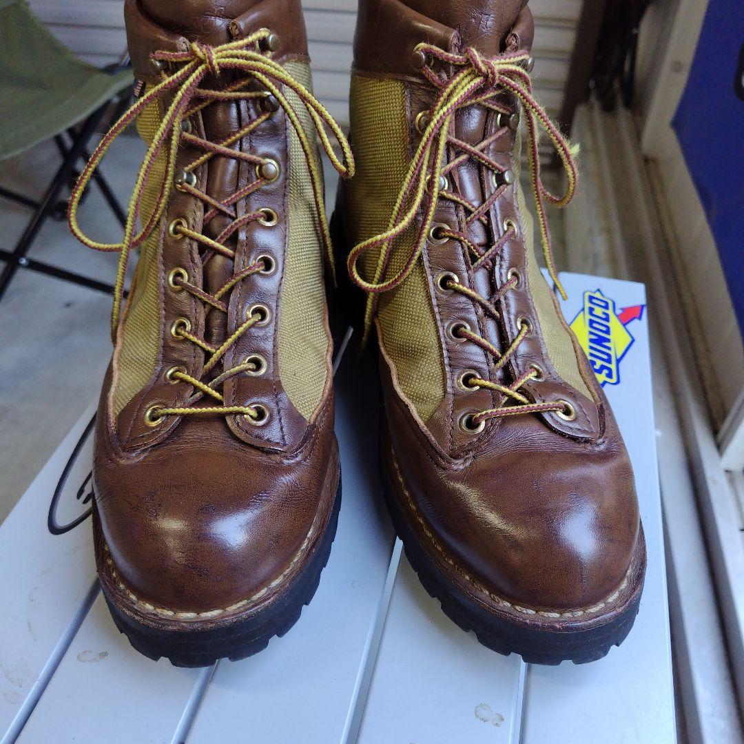 ダナーライト　白タグ　US8EE 26