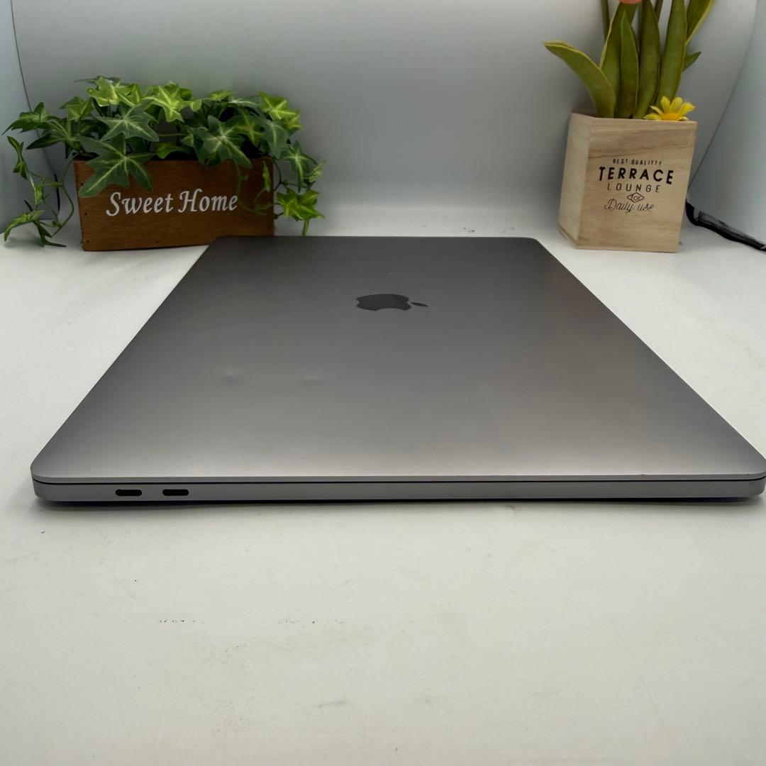 MacBook Pro 16インチ 2019 Ci7/32GB/512GB