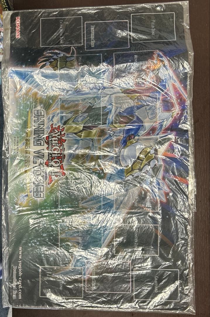 遊戯王 クリスタルウィングシンクロドラゴン　プレイマット