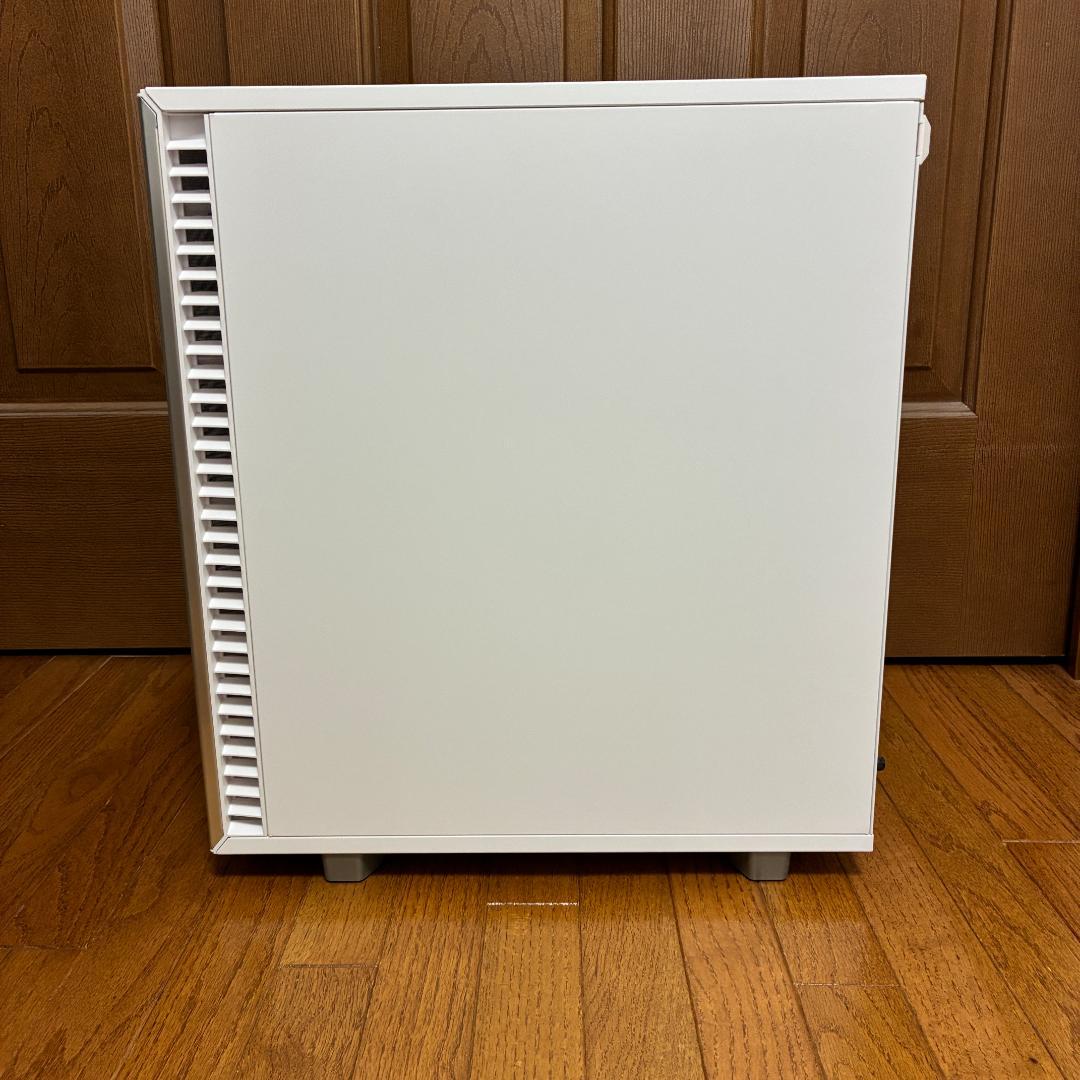 Fractal Design Define 7 Compact Solid 白