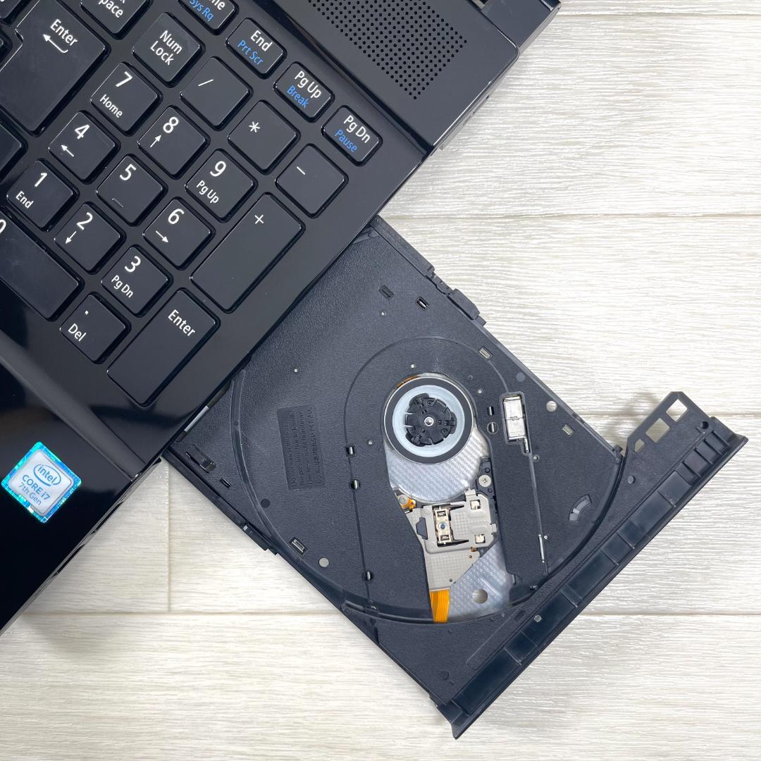 NEC LAVIE i7 新品SSD メモリ8GB オフィス付き ノートパソコン