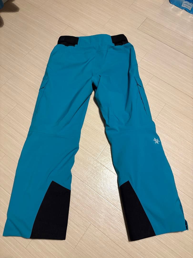 Goldwin スキーウェア Mサイズ上下セット （FISCHERチームモデル）