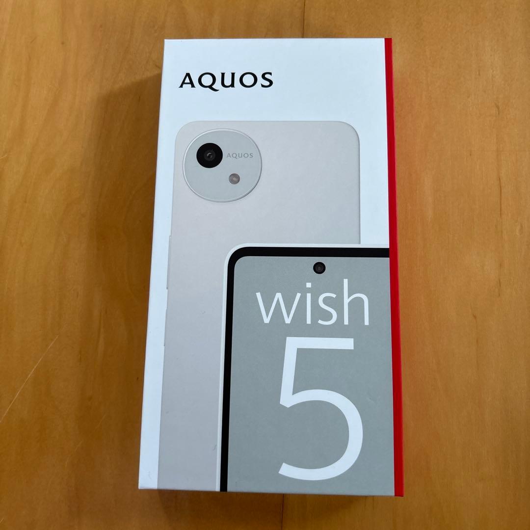 AQUOS wish 5 ホワイト