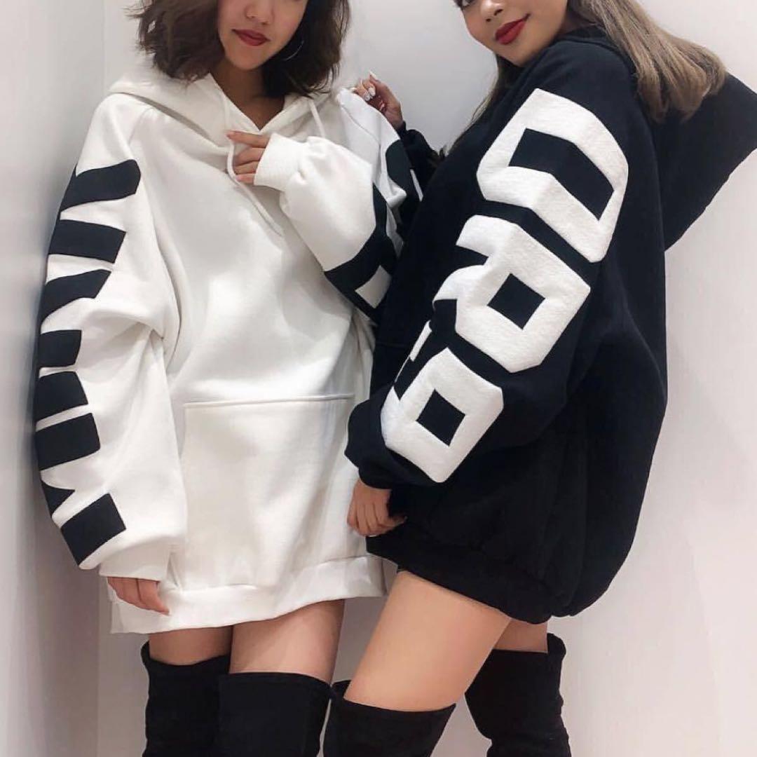 一点物 ビッグサイズ　mirror9 フーディー　アームビッグロゴグラフィック