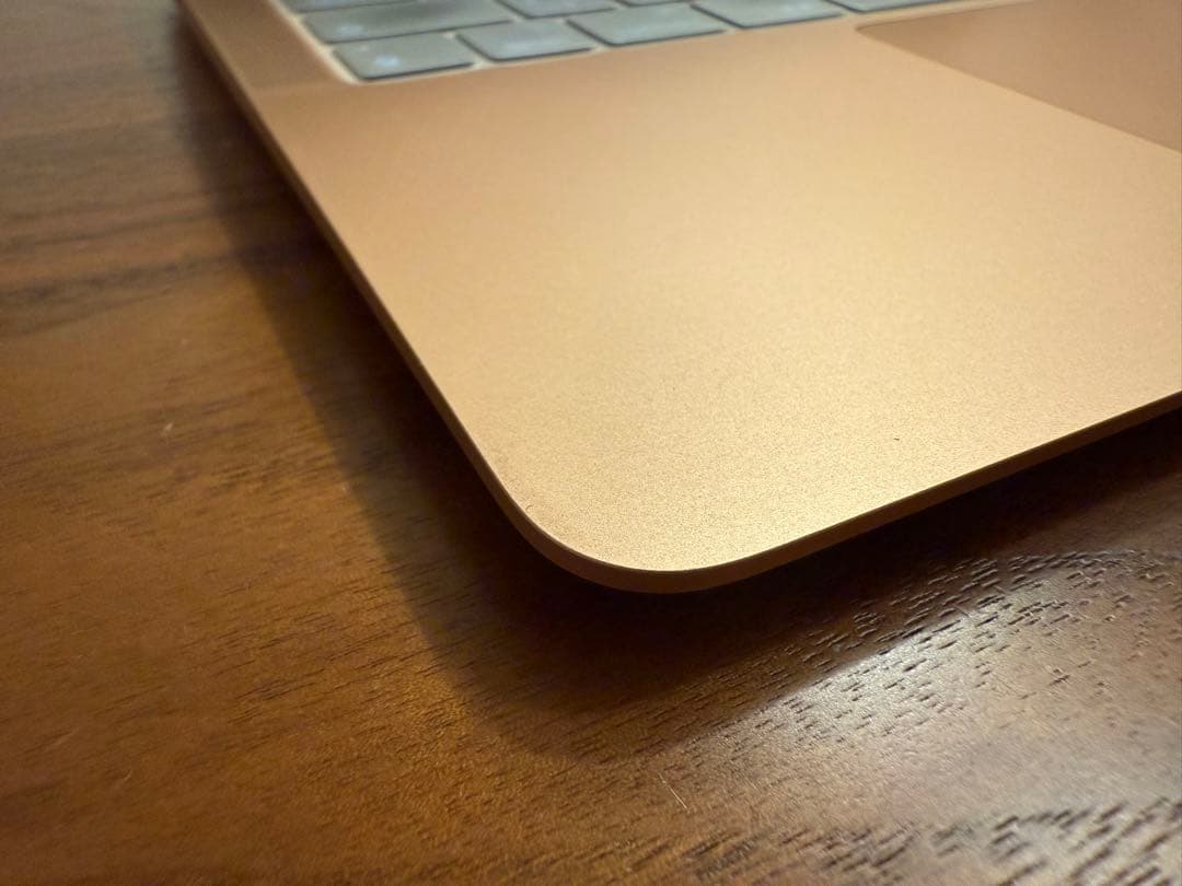 【￼美品】MacBook Air M1 ゴールド SSD256GB メモリ8GB