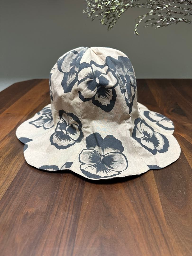 バライロノボウシ　リバーシブルチューリップハット　ばら色のぼうし