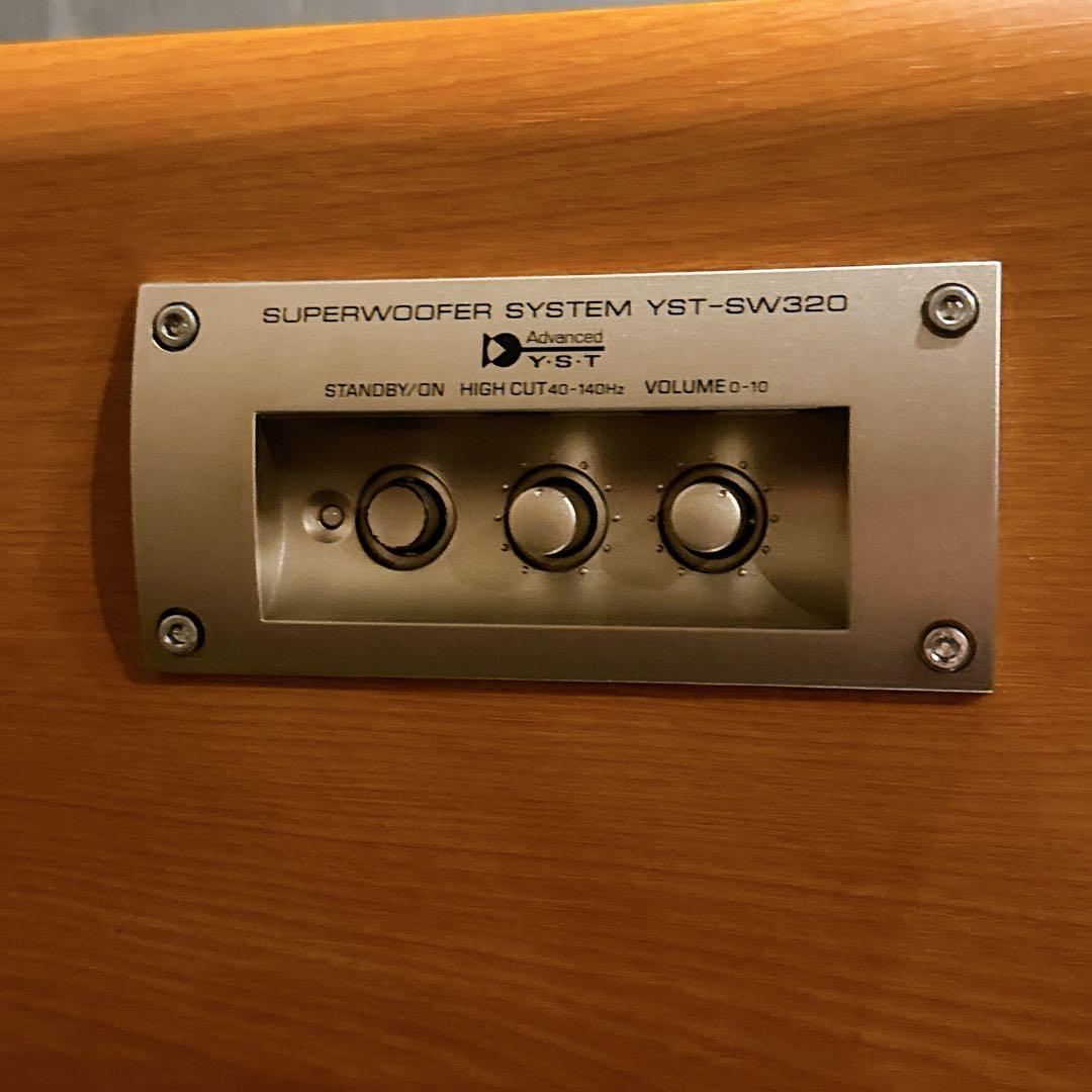 ピンクの猫YAMAHA サブウーファー YST-SW320