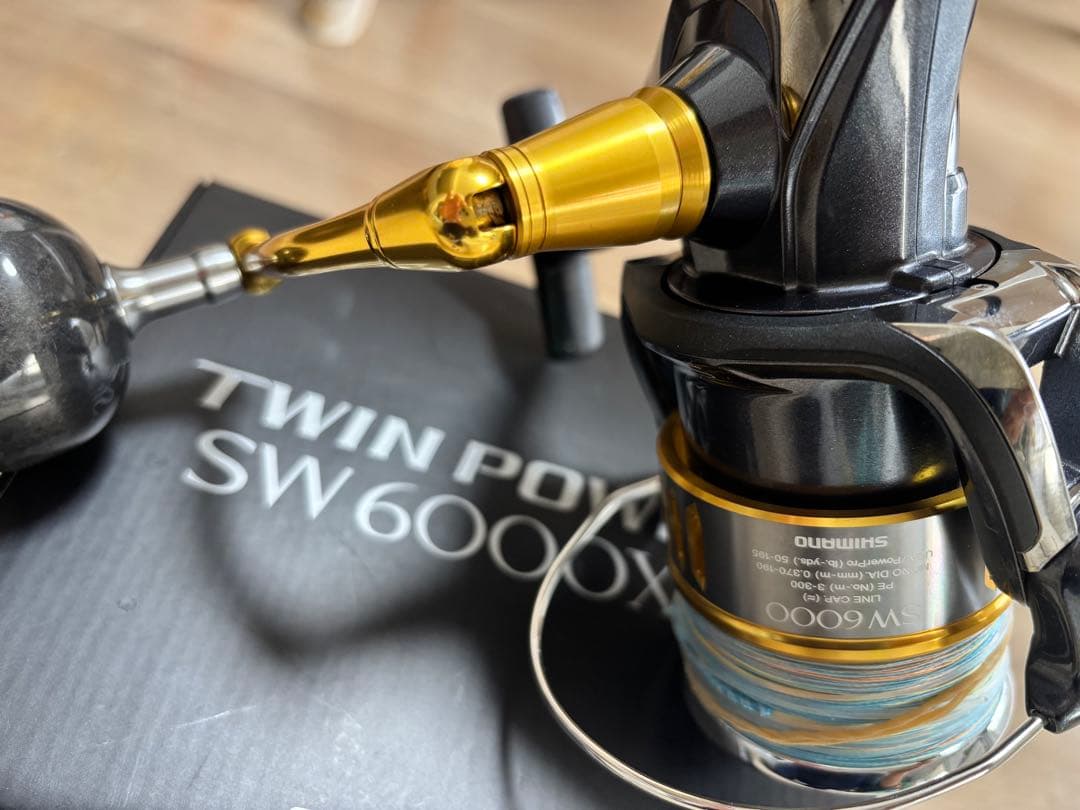 【美品】おまけ付きSHIMANO TWIN POWER sw6000x