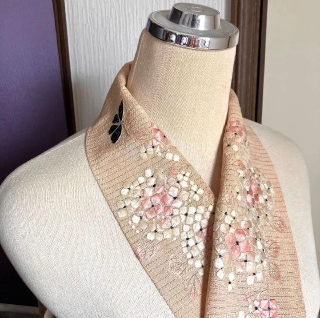 アンティーク夏の半衿 日本刺繍 紫陽花に舞う黒アゲハが素敵な絽縮緬の半衿