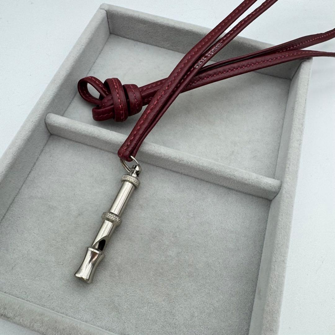 【人気】HERMES シフレ ドッグホイッスル 犬笛 ペンダント　ワイン