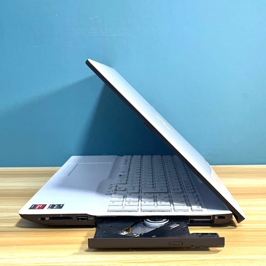 富士通 LIFEBOOK/Ryzen5 5500U/16GB/SSD512GB