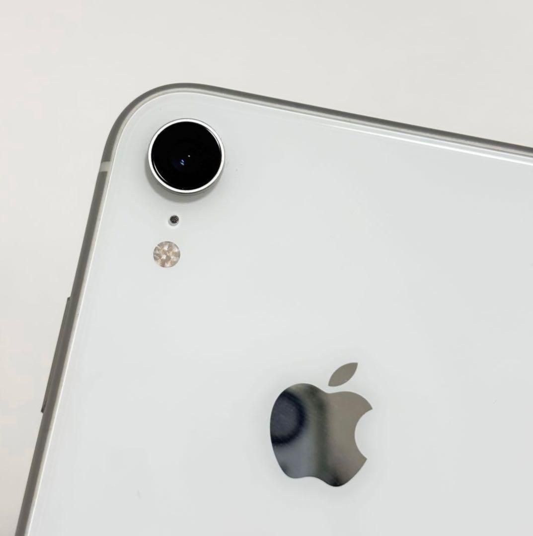 iPhone XR ホワイト 128GB