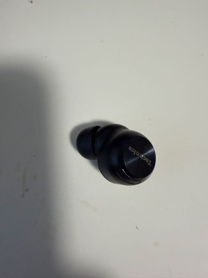 Technics AZ100 ワイヤレスイヤホン　ケース　右耳