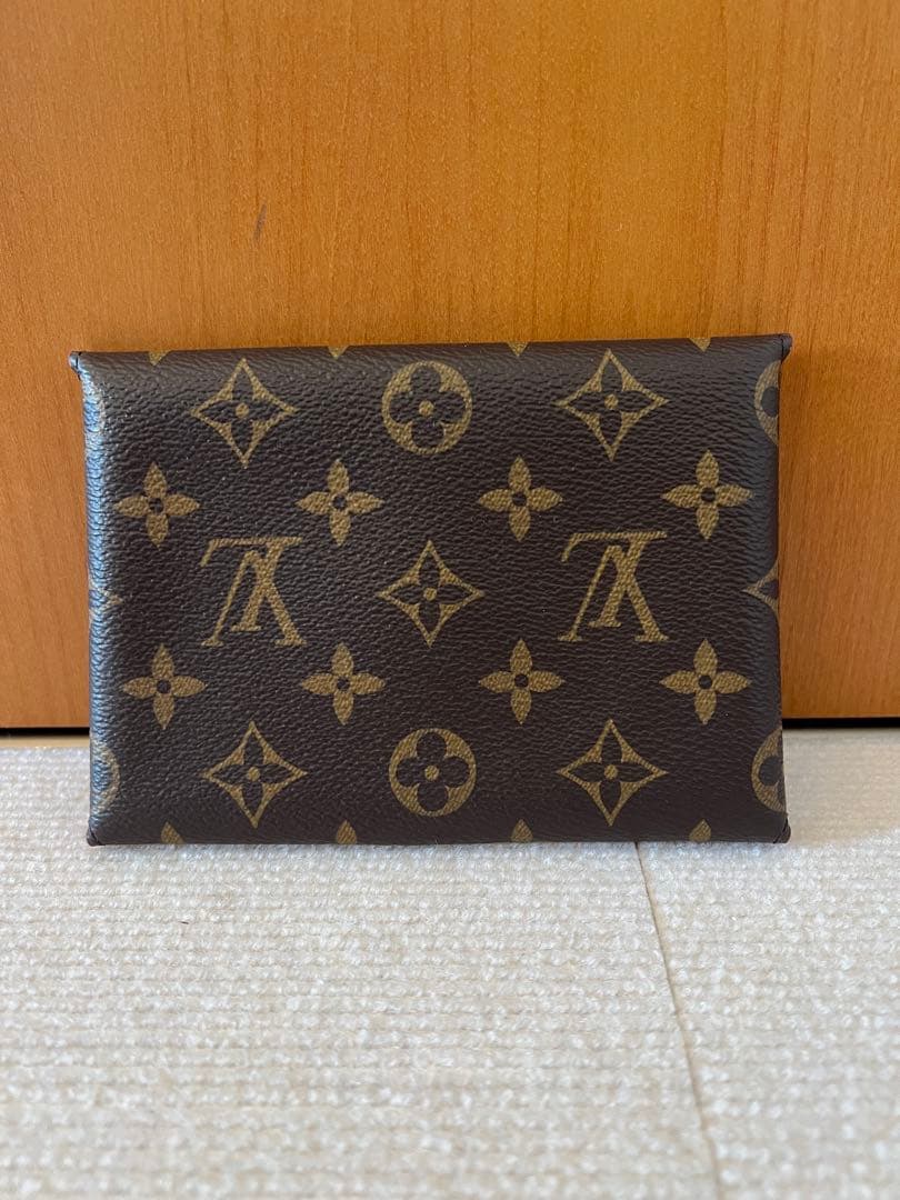 ルイ・ヴィトンのポシェット・キリガミ　セット販売