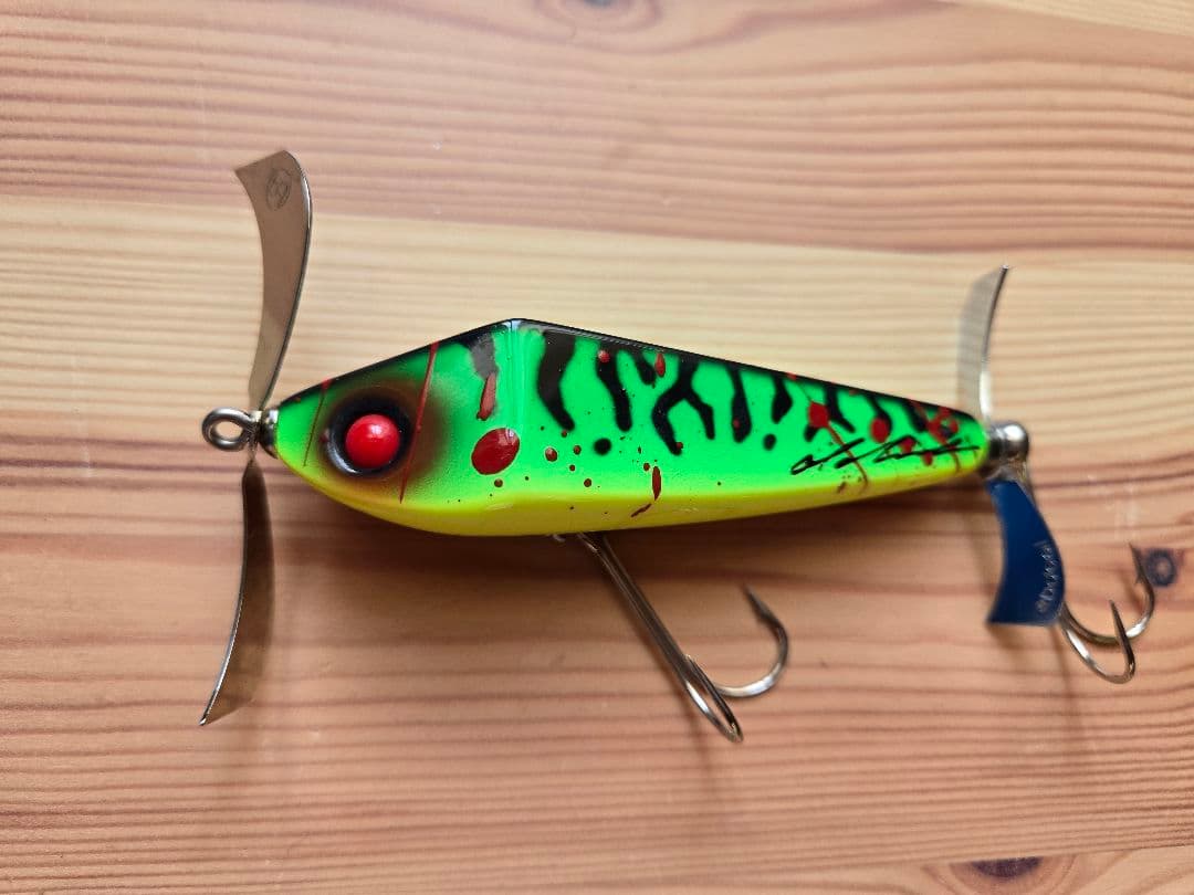 アブディール　ロンバスライト