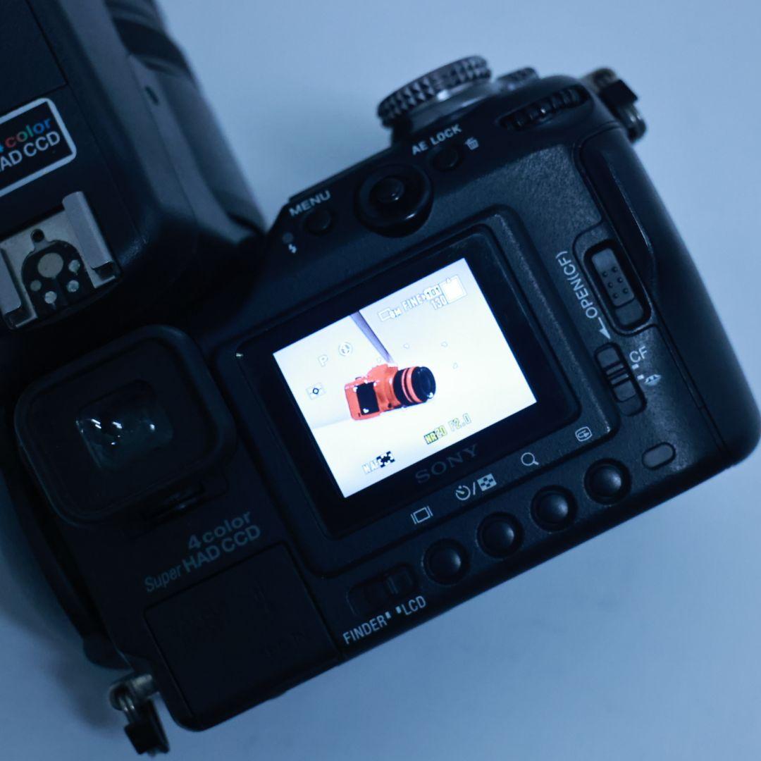 SONY Cyber-shot DSC-F828 デジタルカメラ　メモリー付