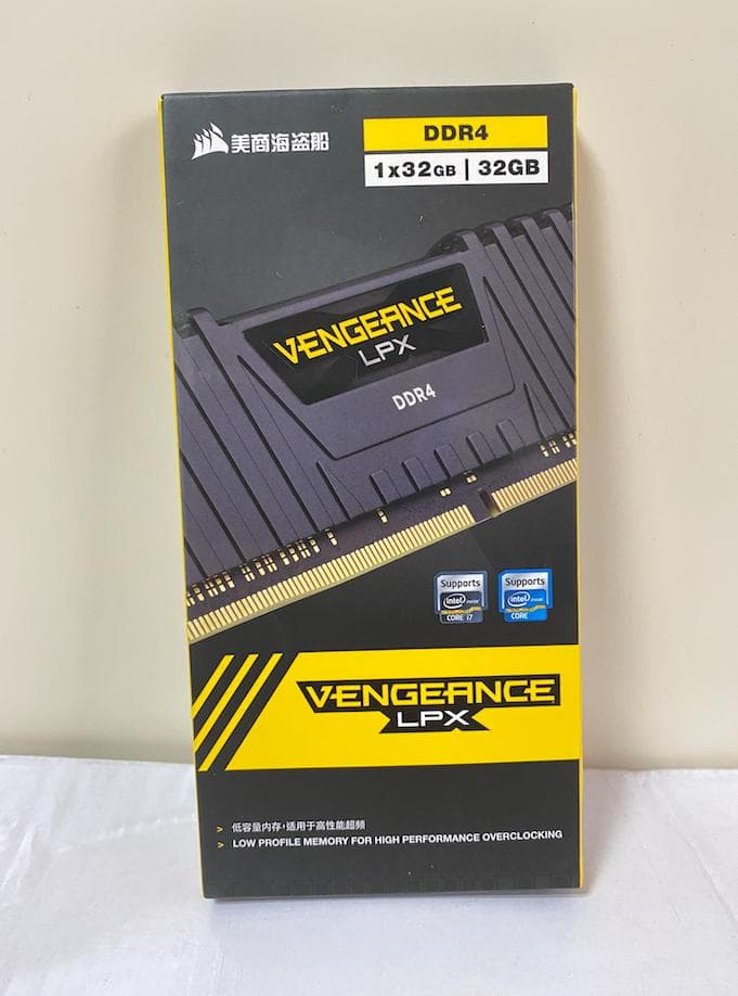 メモリー CORSAIR Vengeance RAM DDR4 3600Mhz 32GB