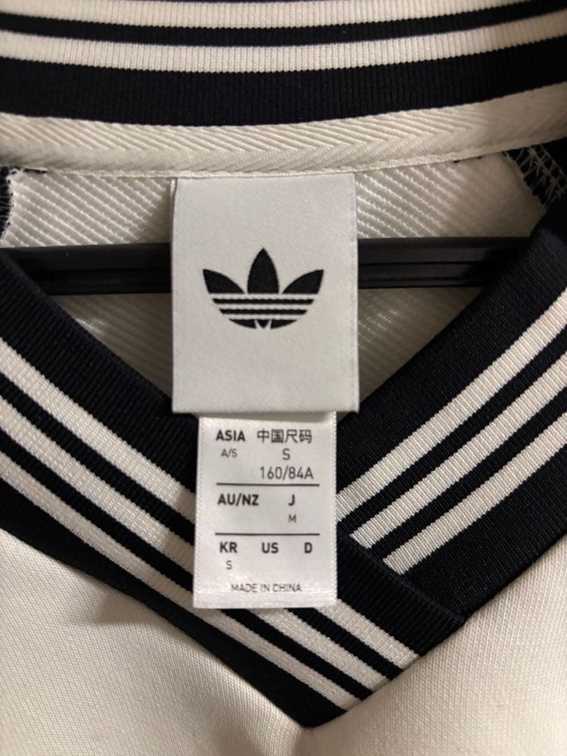 adidas ブロッキング クルーネック スウェットシャツ