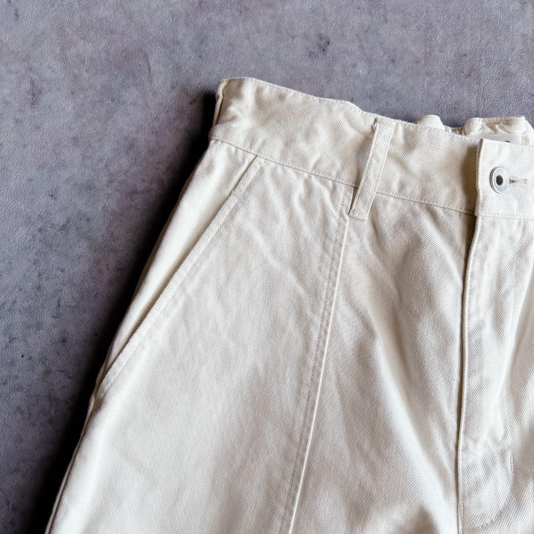 D.M.G ⿻ フレンチドリル アーモンドパンツ ルーズ 白 ボールパンツ 春